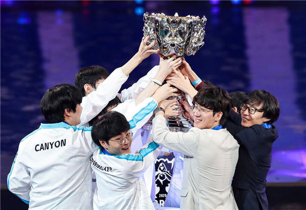 稳定输出提 稳定输出提